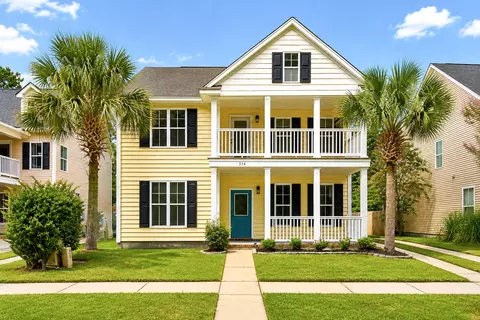 514 Delafield Dr, Summerville, SC 29483