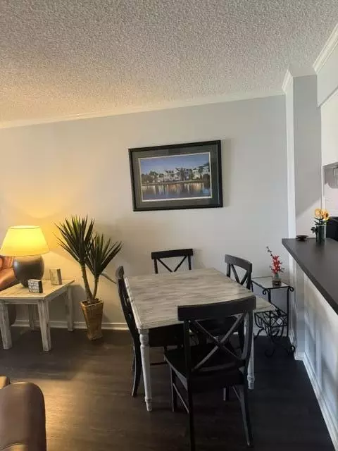 Dining - 2302 Cypress Pointe # B302, Manning, SC 29102 photo 1 of 2