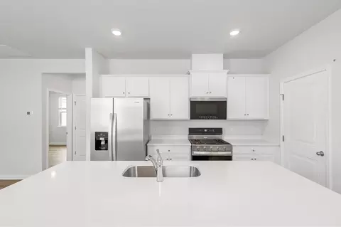 Kitchen - 209 Beebalm Ln, Moncks Corner, SC 29461 photo 2 of 3