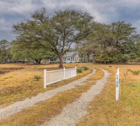 1708 Boyd N Hayes Rd, Johns Island, SC 29455