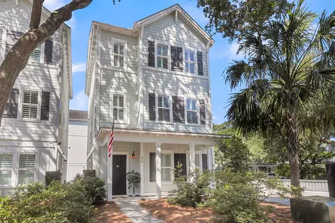 979 Warrick Oaks Ln, Mount Pleasant, SC 29464