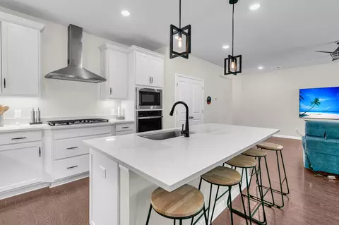 Kitchen - 337 Blue Oak Dr, Moncks Corner, SC 29461 photo 7 of 7