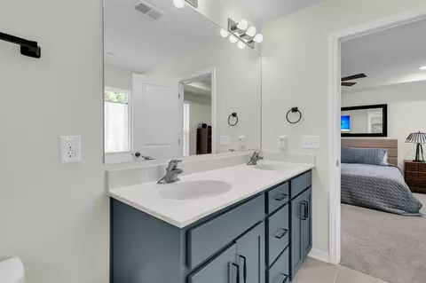 Bath - 337 Blue Oak Dr, Moncks Corner, SC 29461 photo 1 of 5