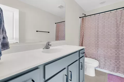 Bath - 337 Blue Oak Dr, Moncks Corner, SC 29461 photo 4 of 5
