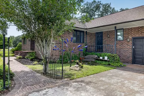 Exterior - 1103 Cass Dr, Moncks Corner, SC 29461 photo 2 of 12