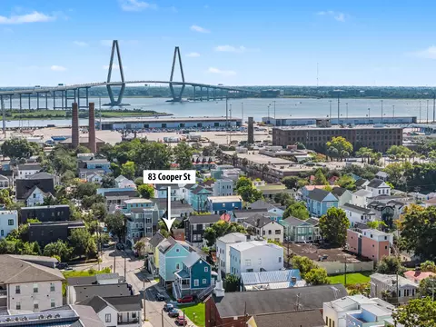 83 Cooper St, Charleston, SC 29403