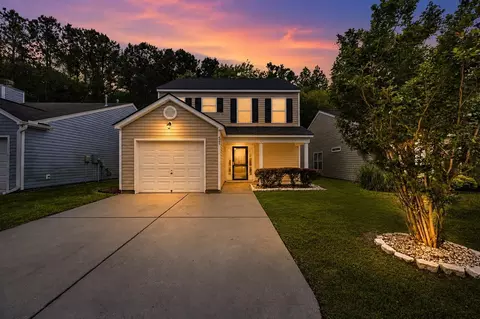 421 Savannah River Dr, Summerville, SC 29485