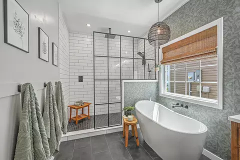 Bath - 621 Pendleton Dr, Moncks Corner, SC 29461 photo 3 of 7