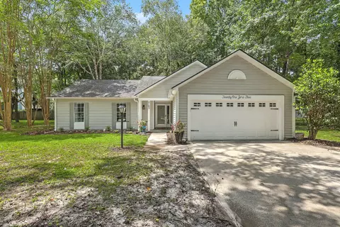 2105 Pinehurst Ave, Charleston, SC 29414