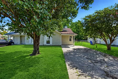 5230 Scarsdale Ave #B, North Charleston, SC 29418