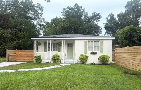1014 Mamie St, Charleston, SC 29407