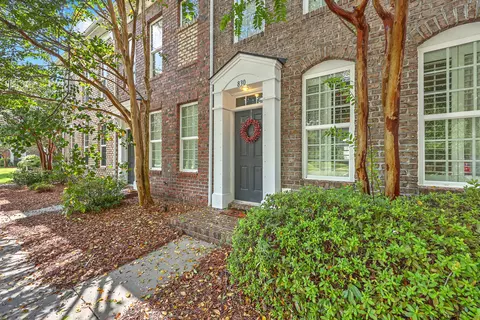 830 Rue Dr, Charleston, SC 29414