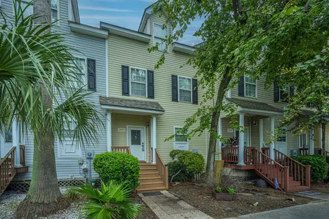4733 Arco Ln, North Charleston, SC 29418