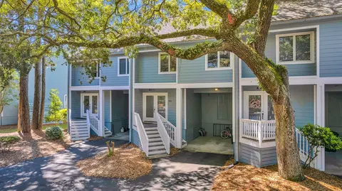 483 Sea Cloud Cir, Edisto Island, SC 29438