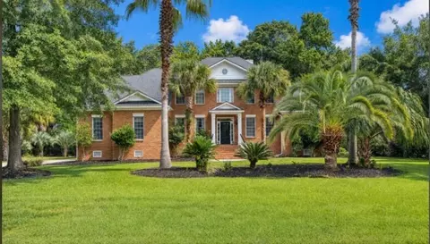 2323 Darts Cove Way, Mount Pleasant, SC 29466