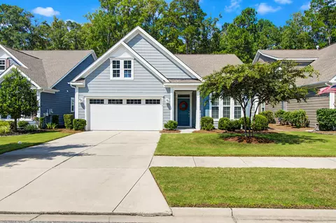 1098 Old Field Dr, Summerville, SC 29483