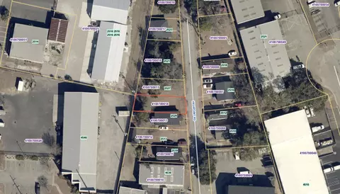 2528 Highpoint Rd, North Charleston, SC 29405