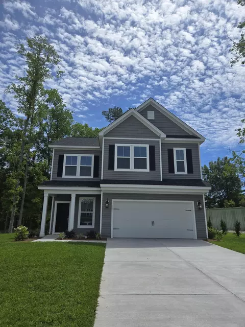 127 Augusta Pass Dr, Ridgeville, SC 29472
