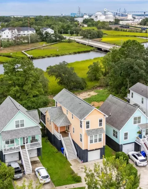1024 Hunley Waters Cir, North Charleston, SC 29405