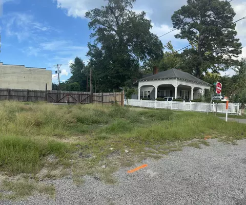103 E George St, Saint George, SC 29477