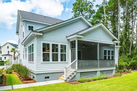 Exterior - 140 Oakview Ln, Wando, SC 29492 photo 11 of 11