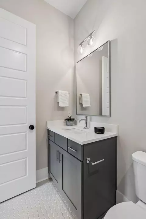 Bath - 140 Oakview Ln, Wando, SC 29492 photo 1 of 9