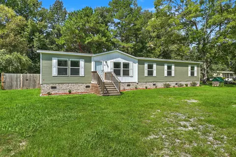 714 Rosa Pl, Moncks Corner, SC 29461 photo 2