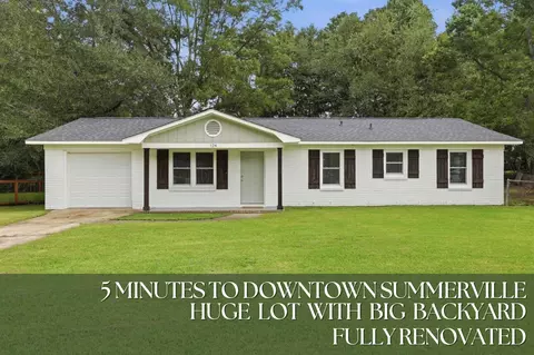 124 Robin St, Summerville, SC 29485
