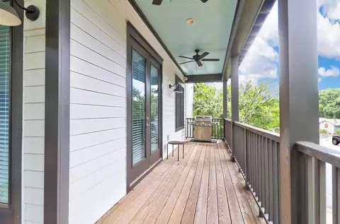 Exterior - 1201 Gatch Ct, Mount Pleasant, SC 29464 photo 5 of 9