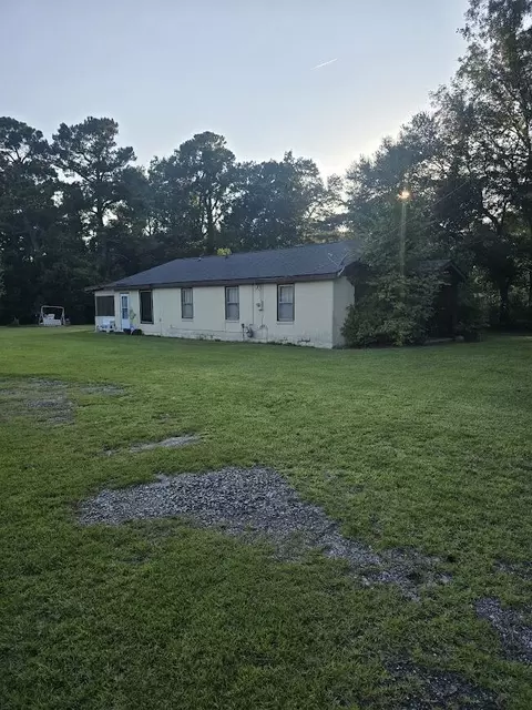 608 E Richardson Ave, Summerville, SC 29485