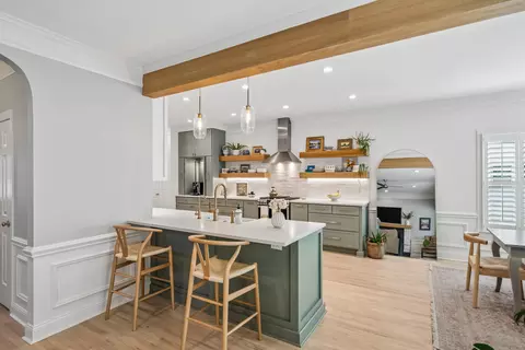 Kitchen - 711 Gate Post Dr, Mount Pleasant, SC 29464 photo 5 of 5