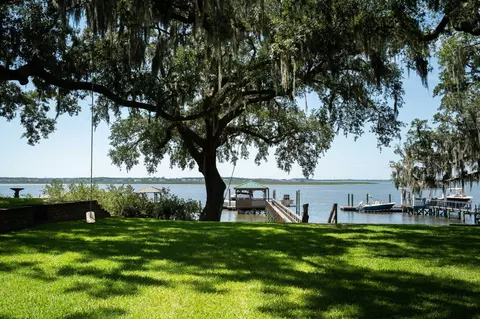151 Stono Dr, Charleston, SC 29412