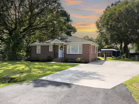 303 Mary Scott Dr, Goose Creek, SC 29445