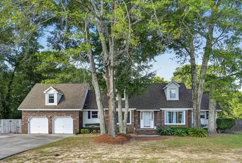 947 Foxcroft Rd, Charleston, SC 29412