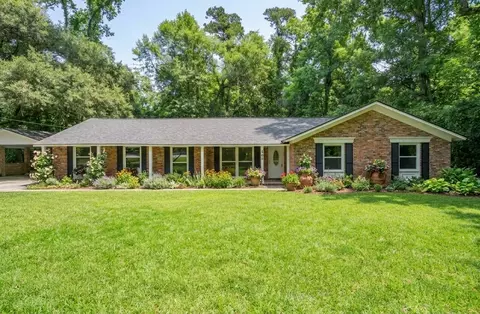 109 Halcyon Rd, Summerville, SC 29483