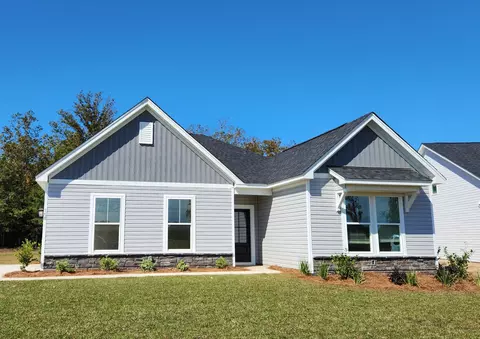 258 Darby Meadow Ln, Ridgeville, SC 29472