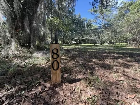 80 Seaside Rd, Saint Helena Island, SC 29920