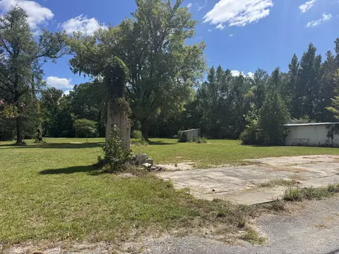 832 3rd St, Hampton, SC 29924 photo 2