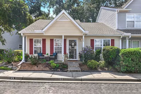 122 Taylor Cir, Goose Creek, SC 29445