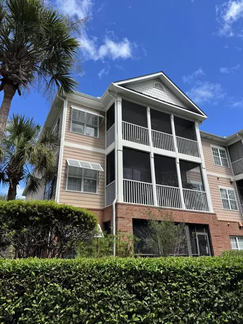 1907 Basildon Rd, Mount Pleasant, SC 29466