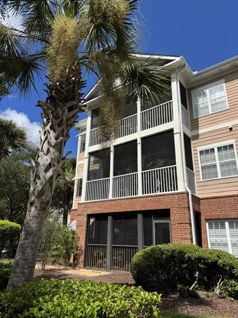 Exterior - 1907 Basildon Rd, Mount Pleasant, SC 29466 photo 2 of 8