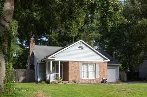 121 Mill Pond Ct, Summerville, SC 29485