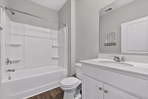 Bath - 464 Cedarview Rd, Summerville, SC 29486 photo 1 of 1