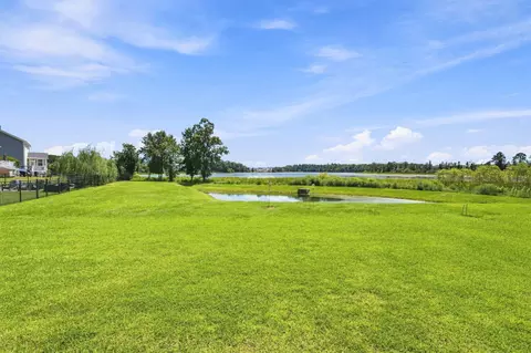 Exterior - 237 Red Leaf Blvd, Moncks Corner, SC 29461 photo 7 of 11