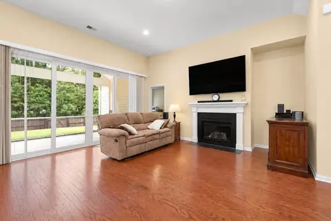 Living - 622 Woolum Dr, Moncks Corner, SC 29461 photo 1 of 1