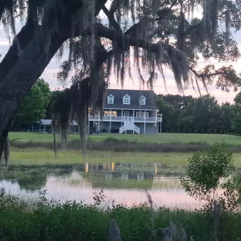 1636 Wharf Ferry Rd, Edisto Island, SC 29438