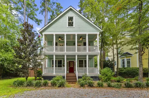 108 Lowndes Ln, Summerville, SC 29483