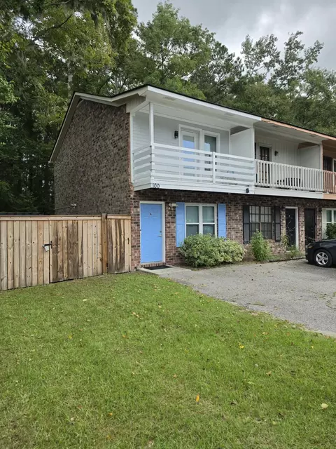 100 Kimeran Ln #A, Summerville, SC 29485