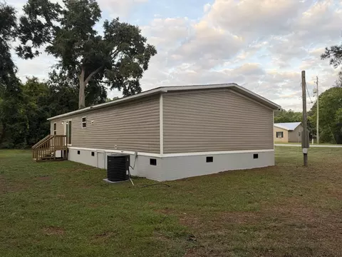 59 Lilly St, Denmark, SC 29042 photo 4