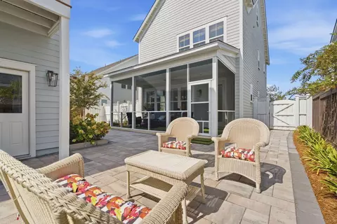 Exterior - 115 Bright Leaf Loop, Summerville, SC 29486 photo 10 of 17